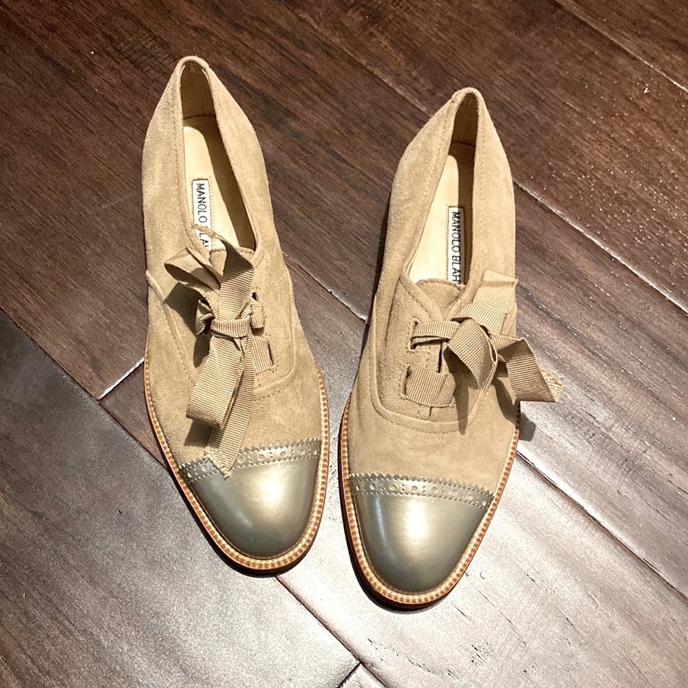 NWOT Manolo Blahnik Andare Oxfords